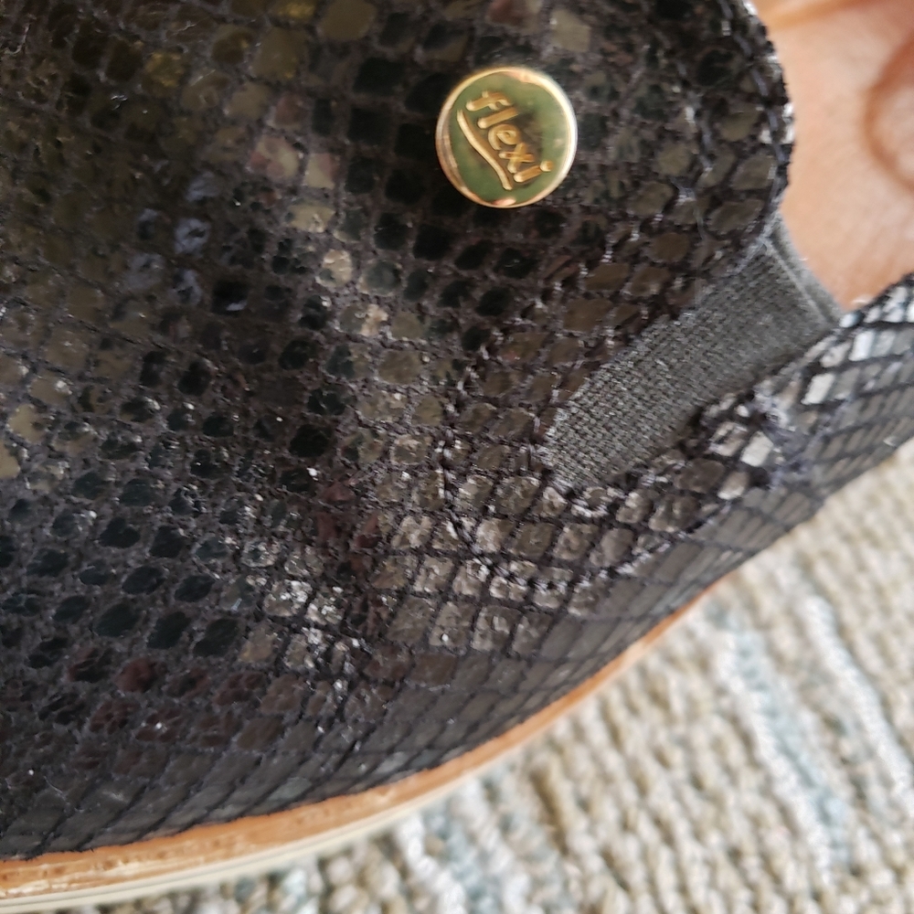 Flexi - Comfort Casual Platform Shoe/Wedge Loafer - Women Size 6 1/2USD - Picture 3 of 6